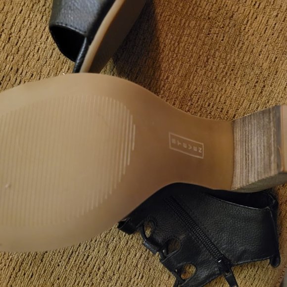 Steven by Steve Madden Black Size 8 - Picture 3 of 3